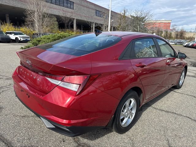 Certified 2023 Hyundai Elantra SE image 17