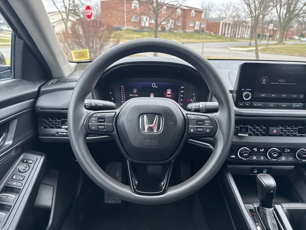 Certified 2023 Honda Accord EX image 21