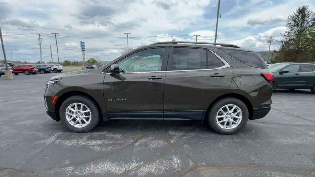 Certified 2023 Chevrolet Equinox LT AWD/4WD image 5