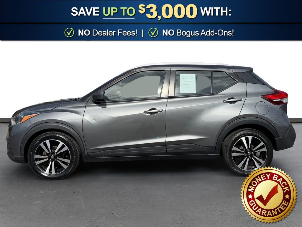Used 2019 Nissan Kicks SV image 2