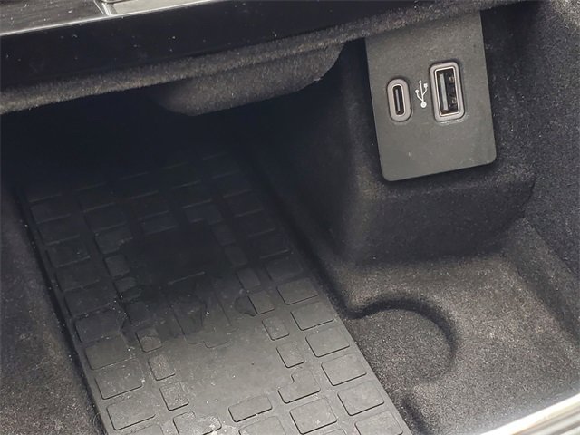 Used 2022 Lincoln Nautilus Reserve image 28