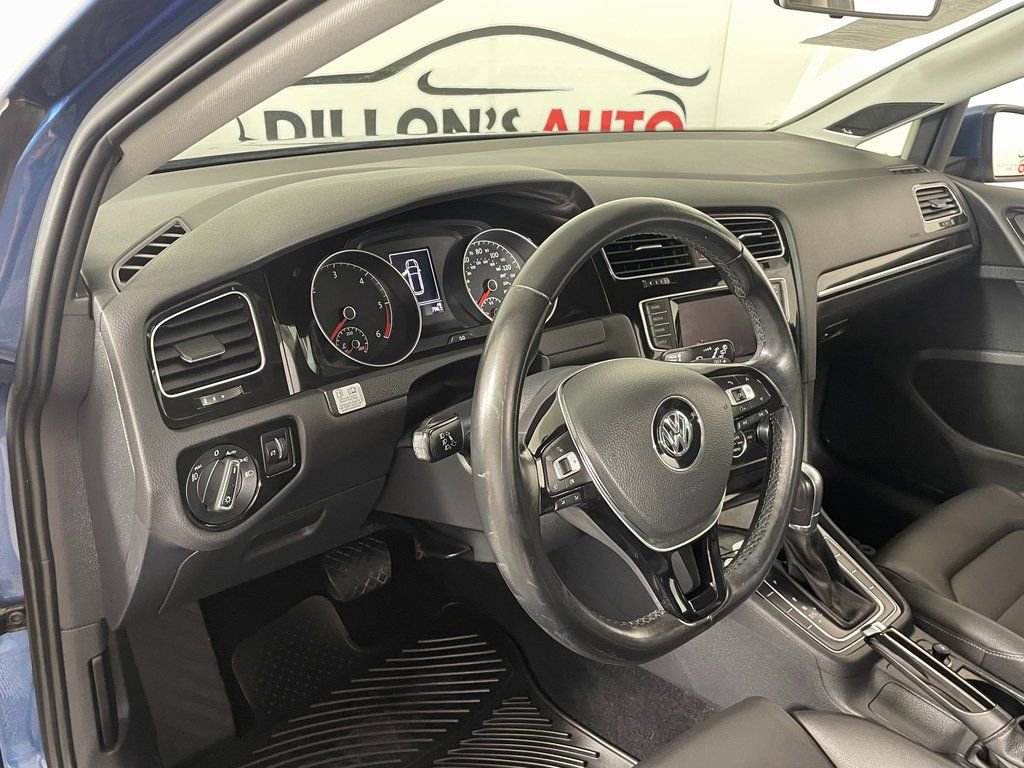 Used 2015 Volkswagen Golf TDI SEL image 14