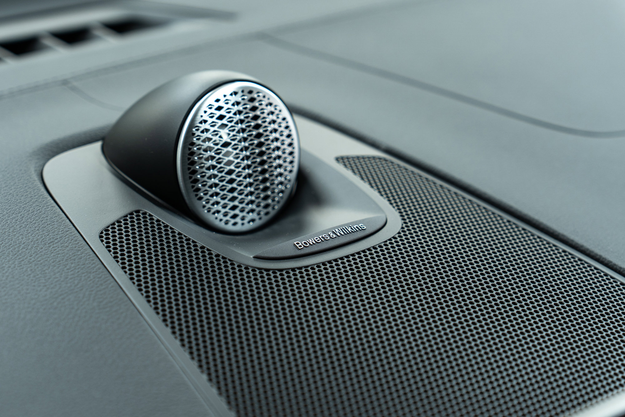 New 2026 Volvo XC60 T8 Ultra image 19