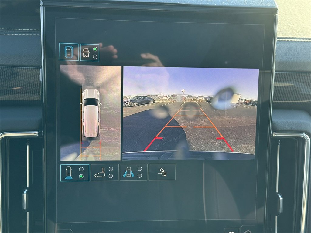 New 2026 GMC Yukon XL Elevation image 24