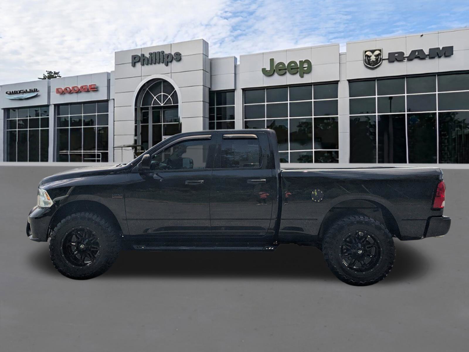 Certified 2017 RAM 1500 Express AWD/4WD image 6