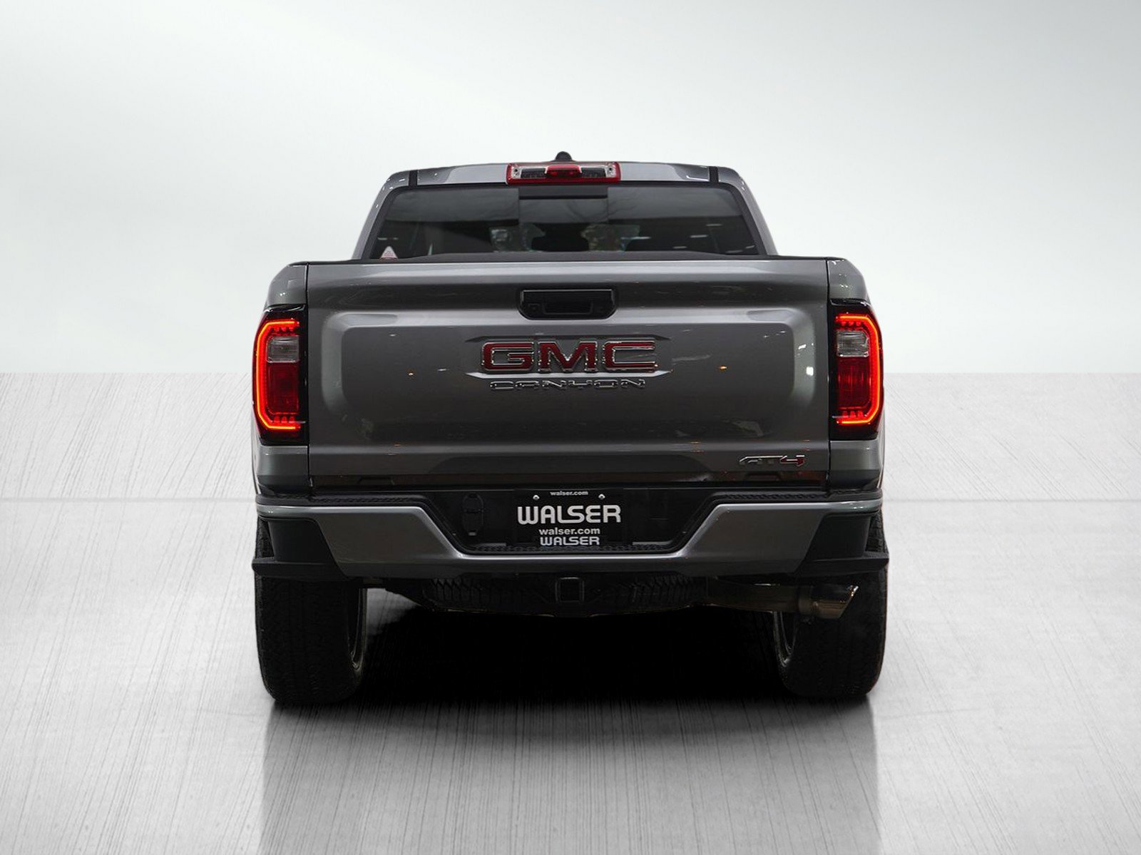 Used 2023 GMC Canyon AT4 image 4