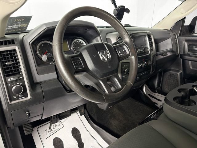 Used 2015 RAM 2500 Tradesman w/ Chrome Appearance Group AWD/4WD image 9