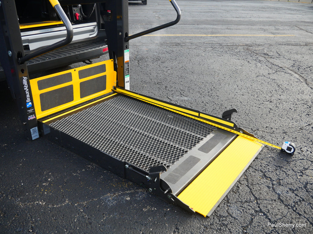 Used 2020 Ford Transit 350 XL image 15