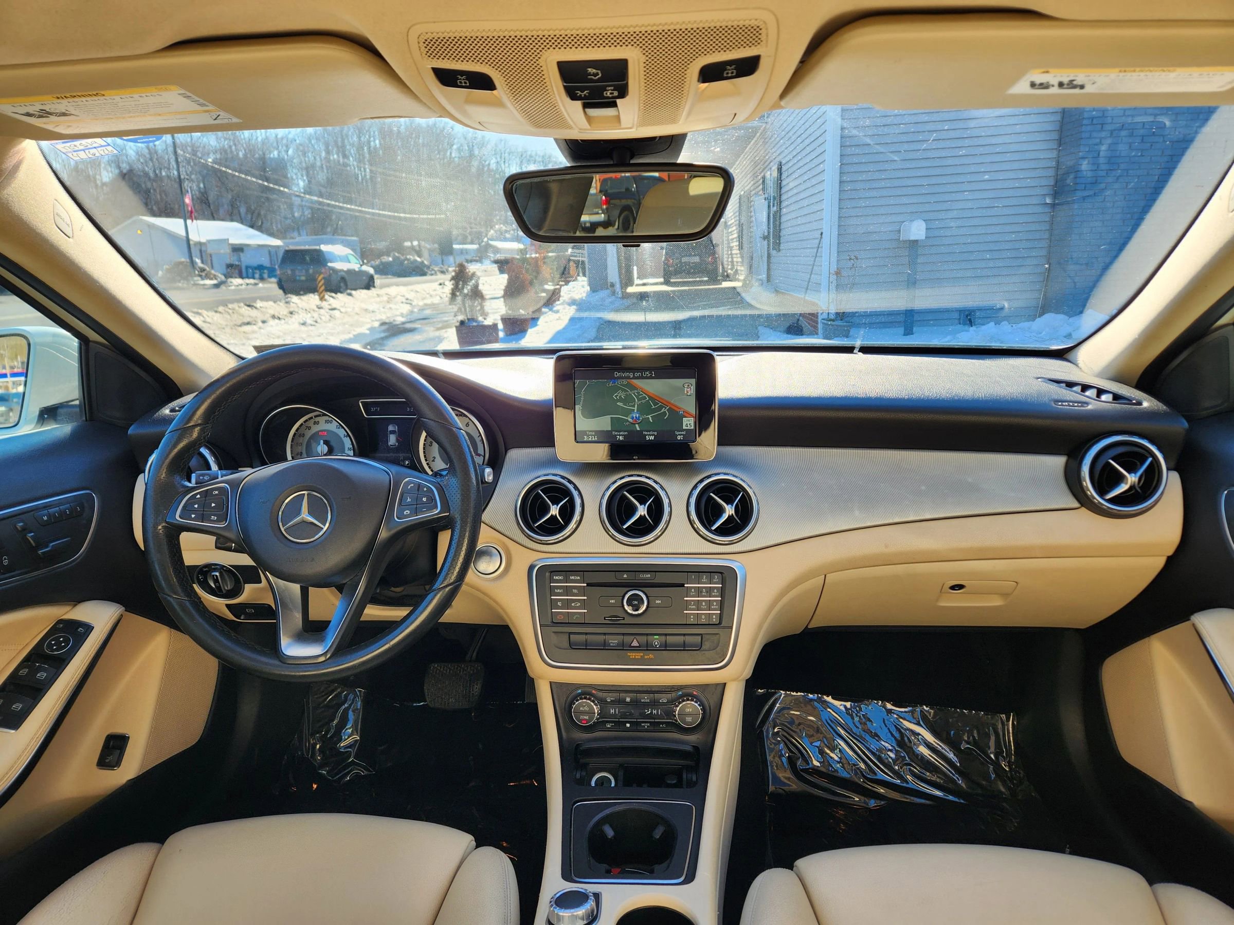 Used 2017 Mercedes-Benz GLA 250 image 27