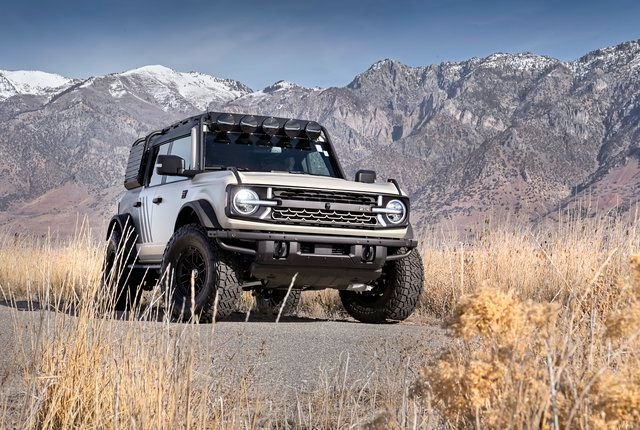 New 2025 Ford Bronco Badlands AWD/4WD image 8