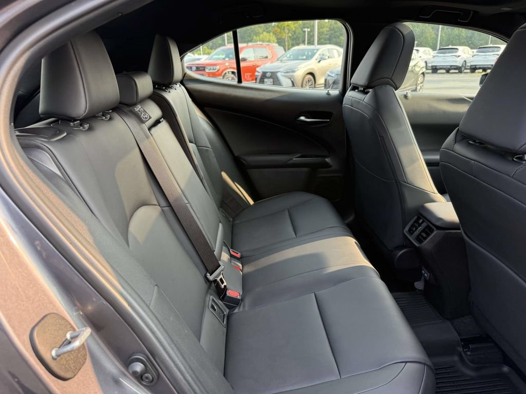 Used 2025 Lexus UX 300h AWD w/ Accessory Package (Z1) image 16