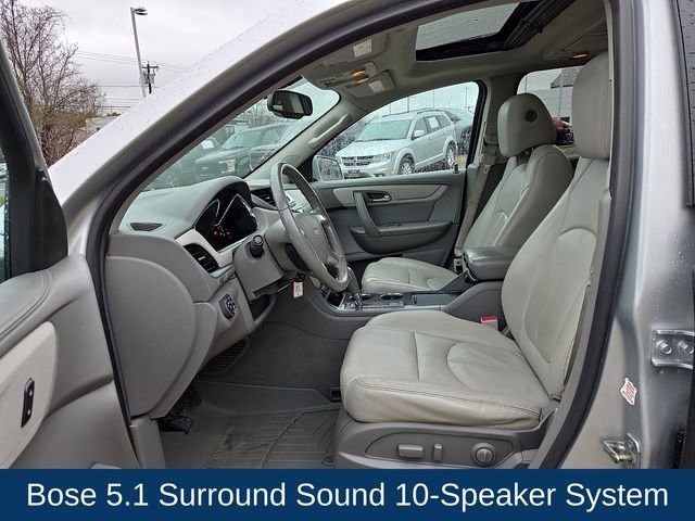 Used 2014 Chevrolet Traverse LT image 2