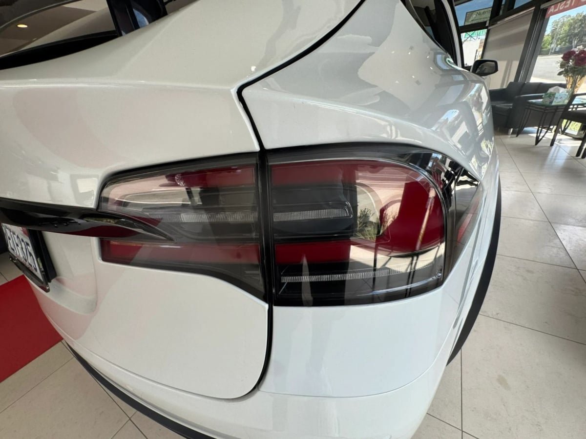Used 2023 Tesla Model X AWD/4WD image 54