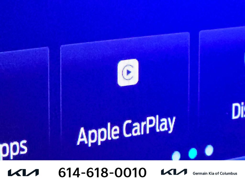 Used 2023 Ford Explorer XLT image 30