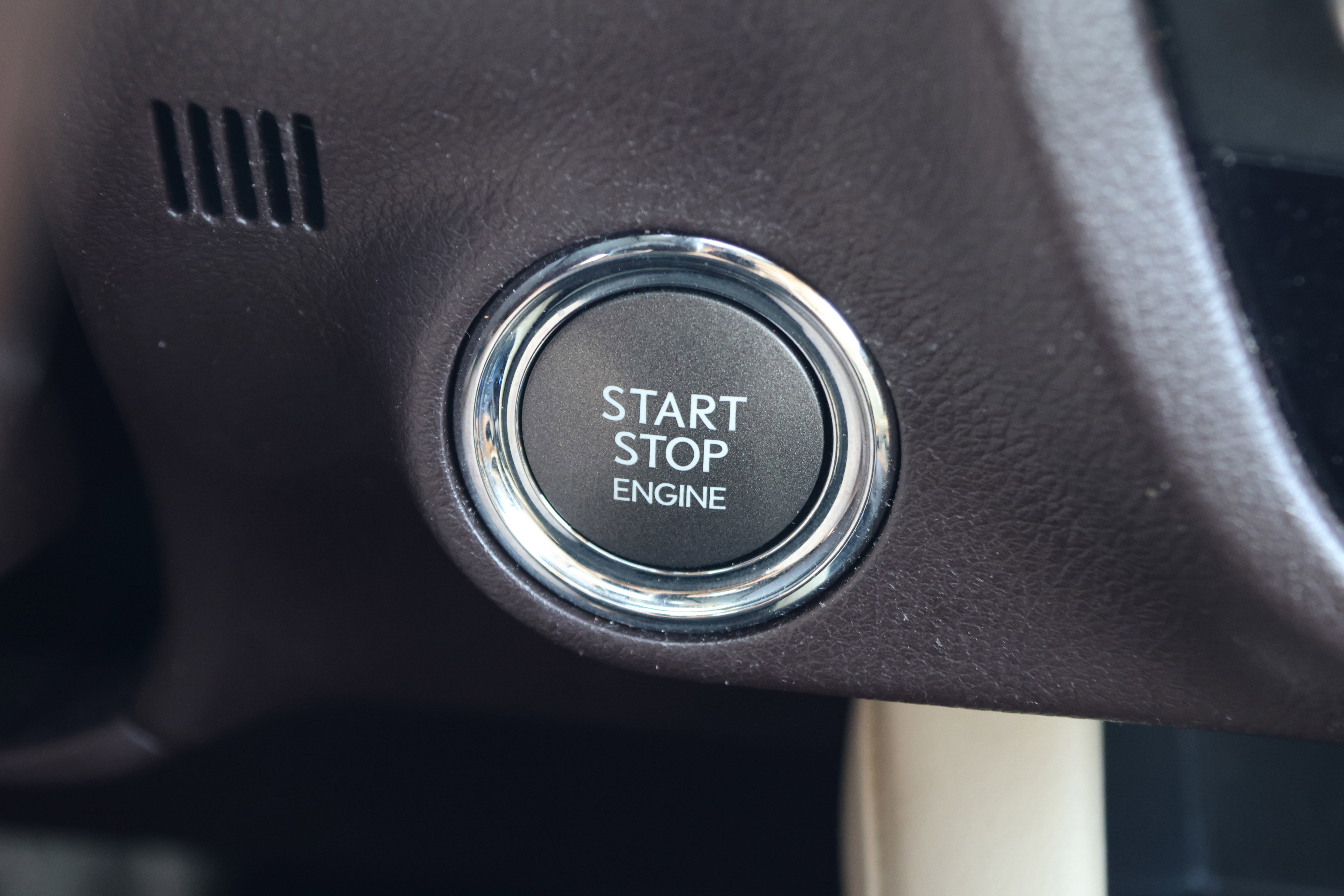 Used 2018 Lexus RX 350L FWD image 26