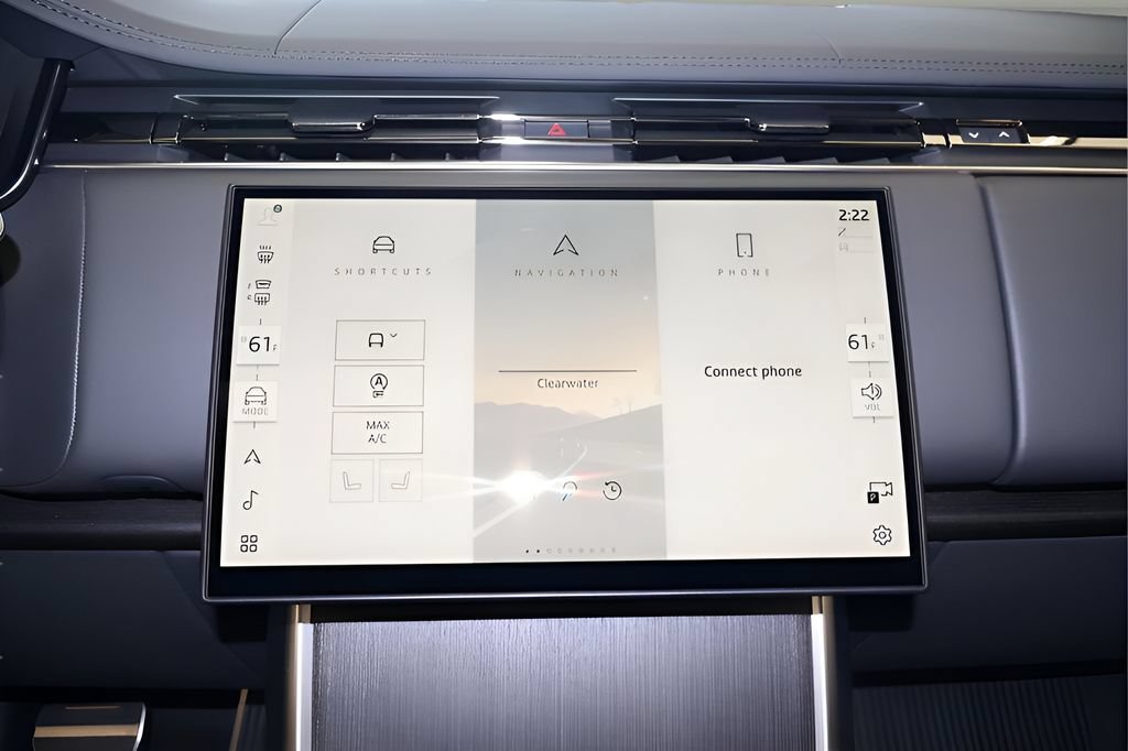 New 2025 Land Rover Range Rover SE AWD/4WD image 19