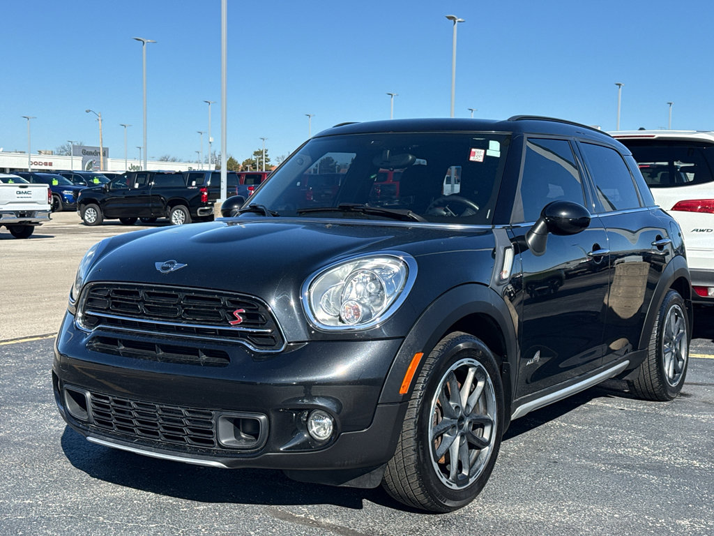 Used 2016 MINI Cooper Countryman S image 2