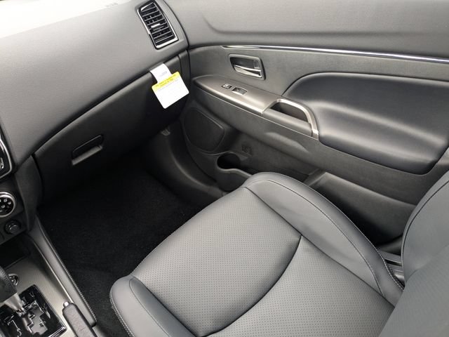 New 2026 Mitsubishi Outlander Sport SEL AWD/4WD image 17