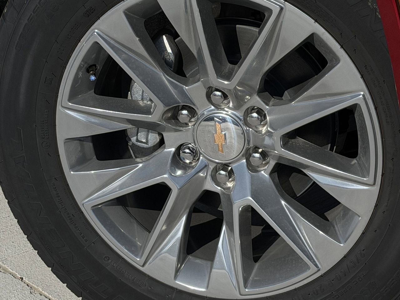 New 2026 Chevrolet Suburban Premier image 10