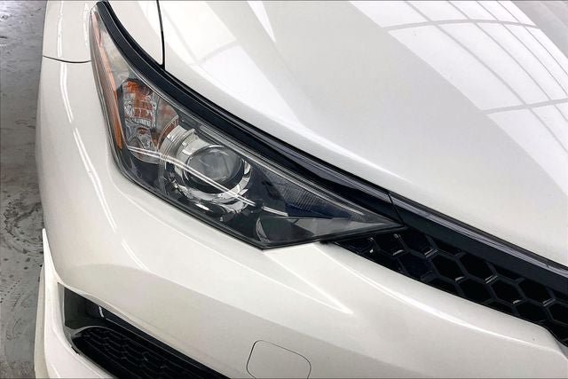 Used 2018 Toyota Corolla iM w/ All-Weather Mat Package FWD image 25