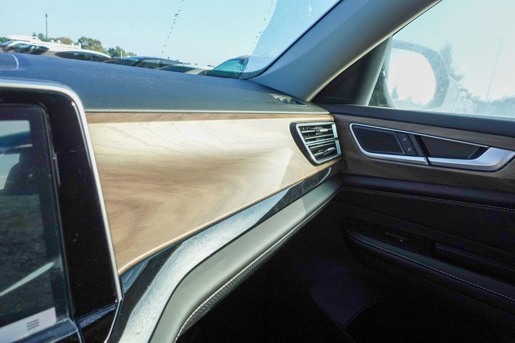 New 2026 Volkswagen Atlas SE image 24