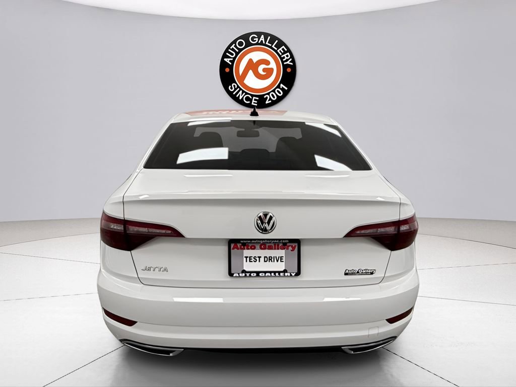 Used 2021 Volkswagen Jetta R-Line w/ R-Line Cold Weather Package image 6