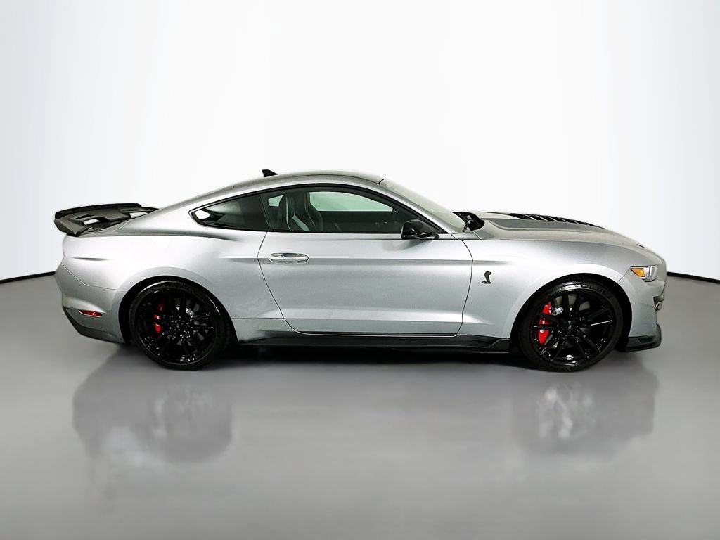 Used 2020 Ford Mustang Shelby GT500 w/ Technology Package RWD image 8