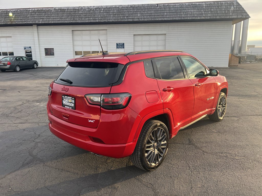 Used 2022 Jeep Compass Limited w/ (RED) Package image 4