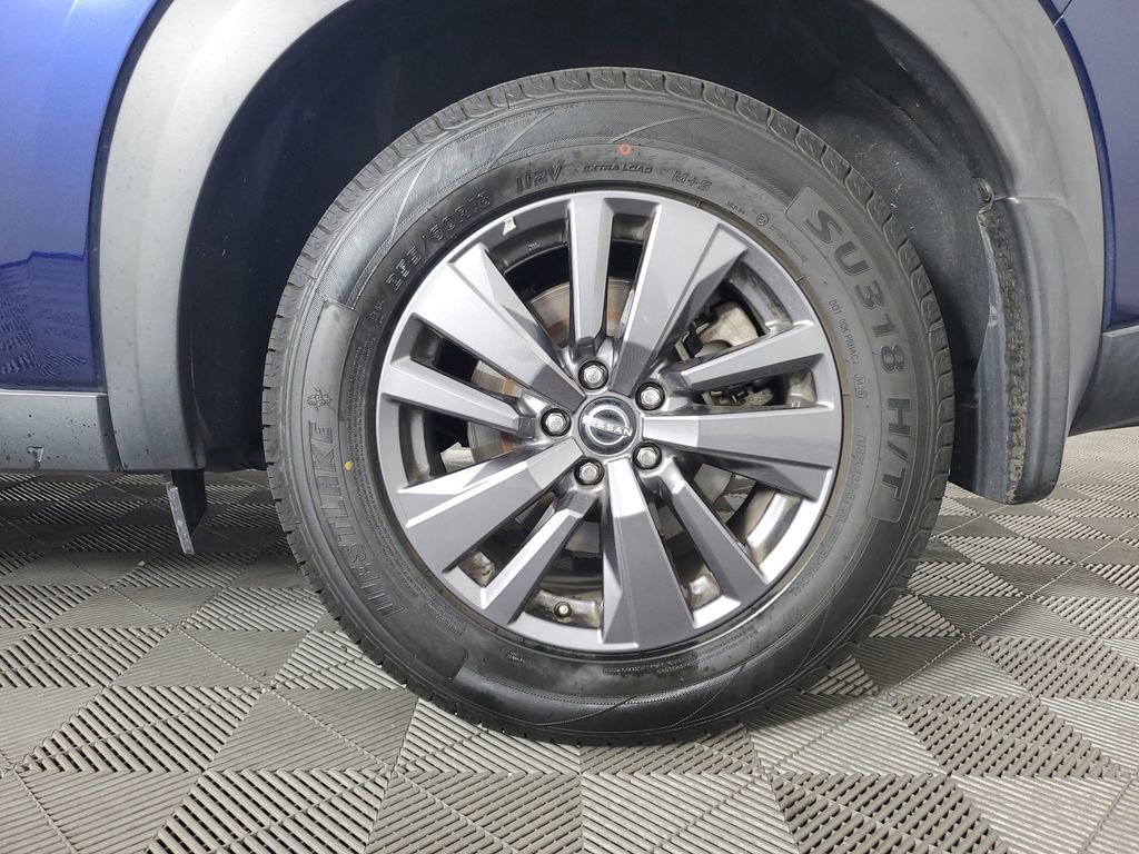 Used 2022 Nissan Pathfinder SV image 31