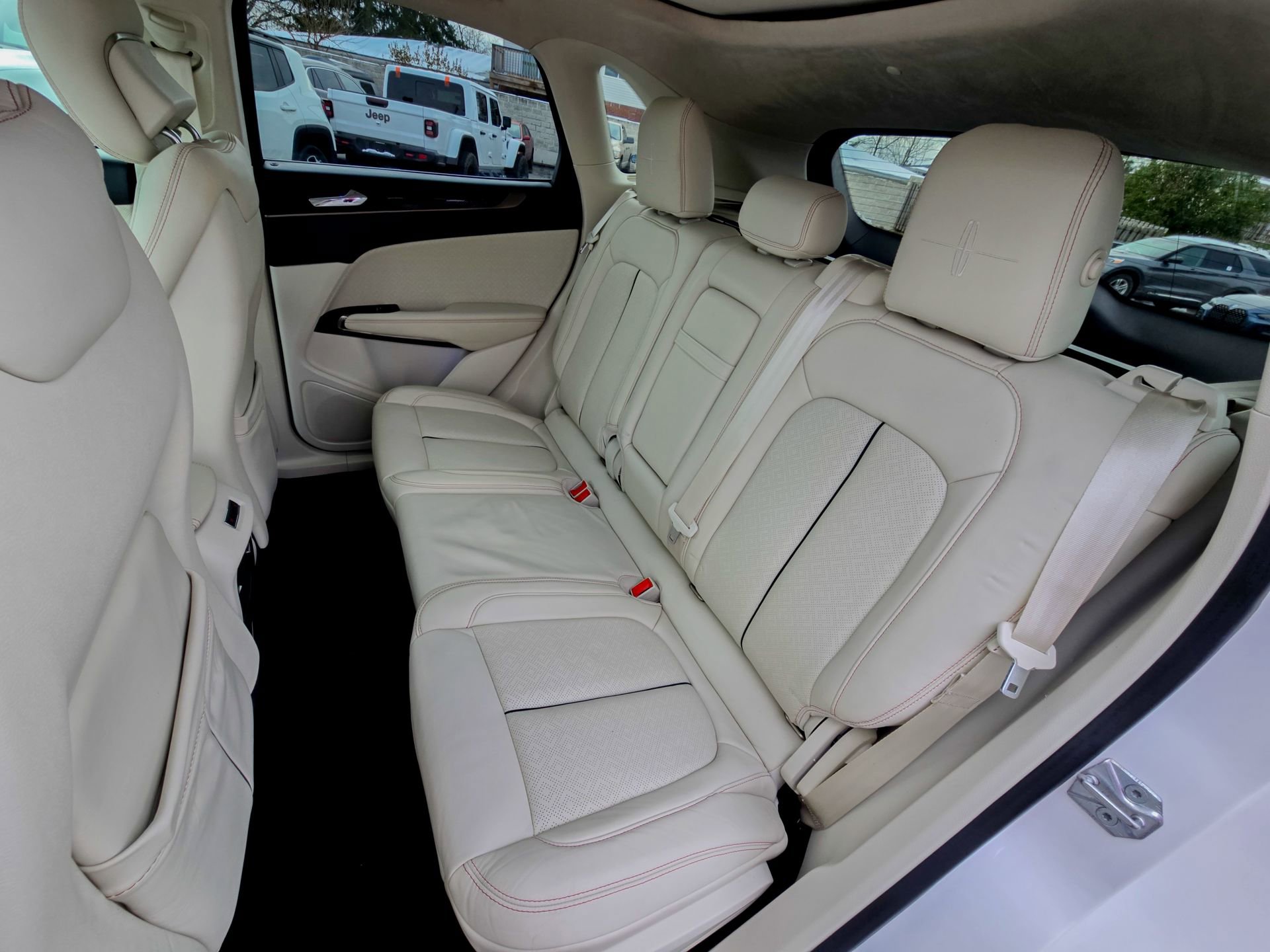 Used 2019 Lincoln MKC Black Label image 33