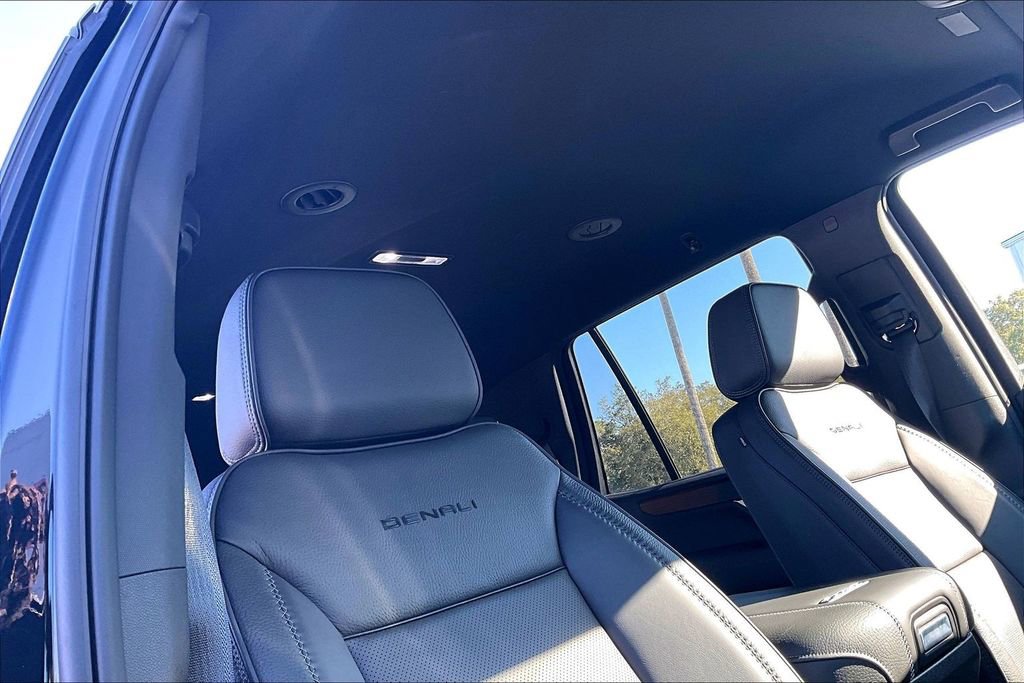 Used 2025 GMC Yukon Denali image 28