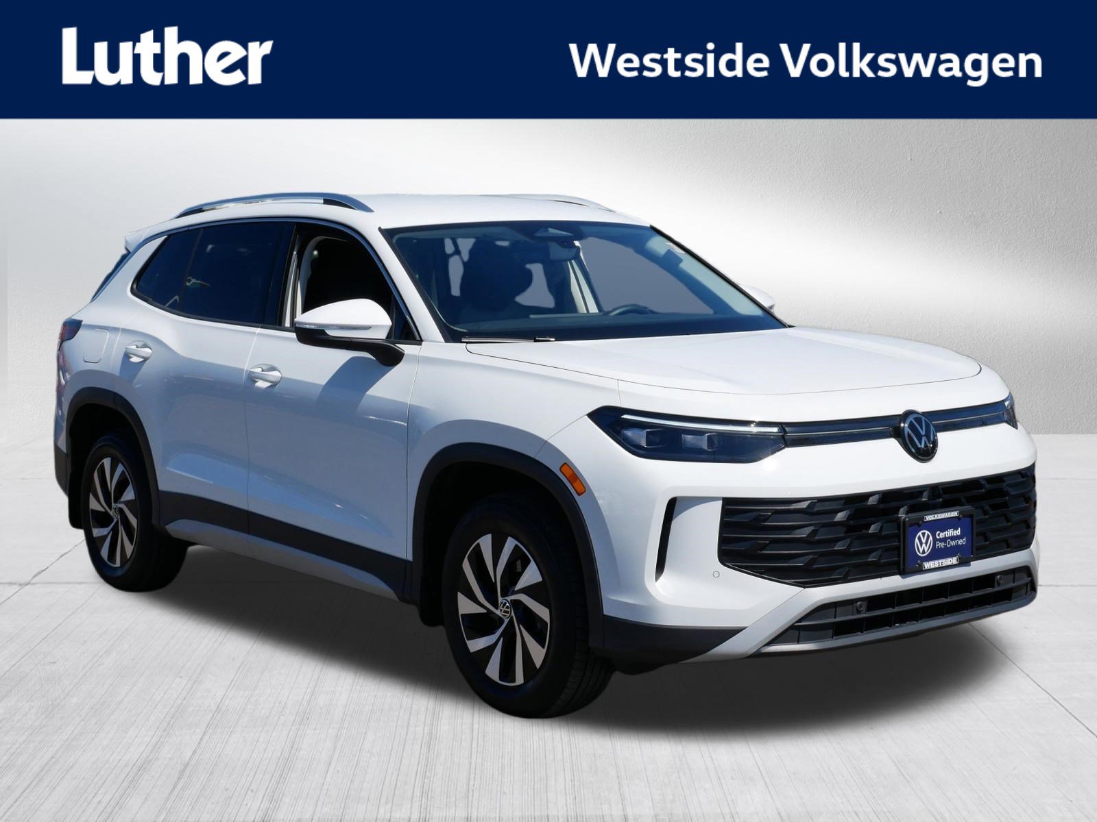 Certified 2025 Volkswagen Tiguan S AWD/4WD image 1