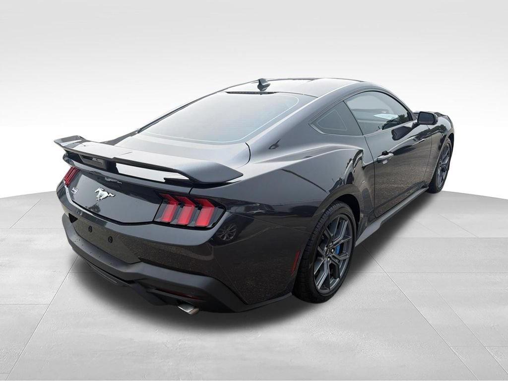 Used 2024 Ford Mustang Coupe w/ 2.3L High Performance Package RWD image 5