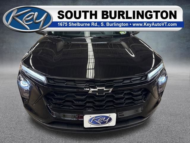 New 2026 Chevrolet Trax LT w/ Driver Confidence Package FWD image 3