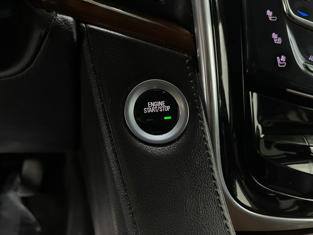 Used 2018 Cadillac Escalade Premium Luxury image 24