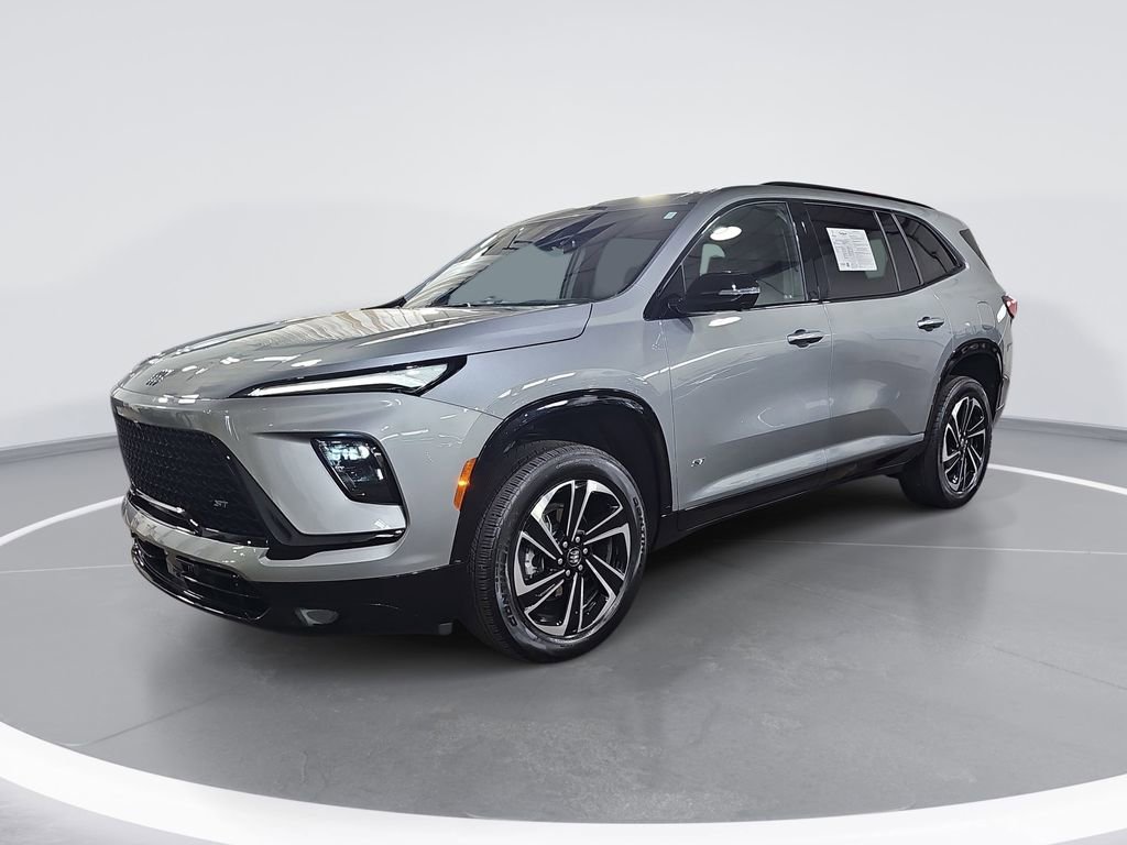 Certified 2025 Buick Enclave Sport Touring w/ Power Package AWD/4WD image 9