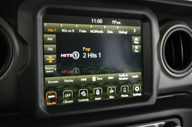 Used 2022 Jeep Wrangler Unlimited Sport w/ Sun And Sound Package AWD/4WD image 39