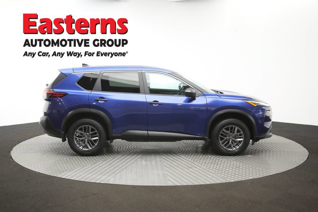 Used 2023 Nissan Rogue S AWD/4WD image 45
