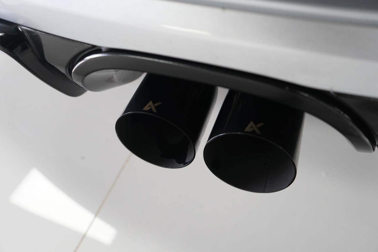 Used 2016 Porsche Cayman GT4 RWD image 12