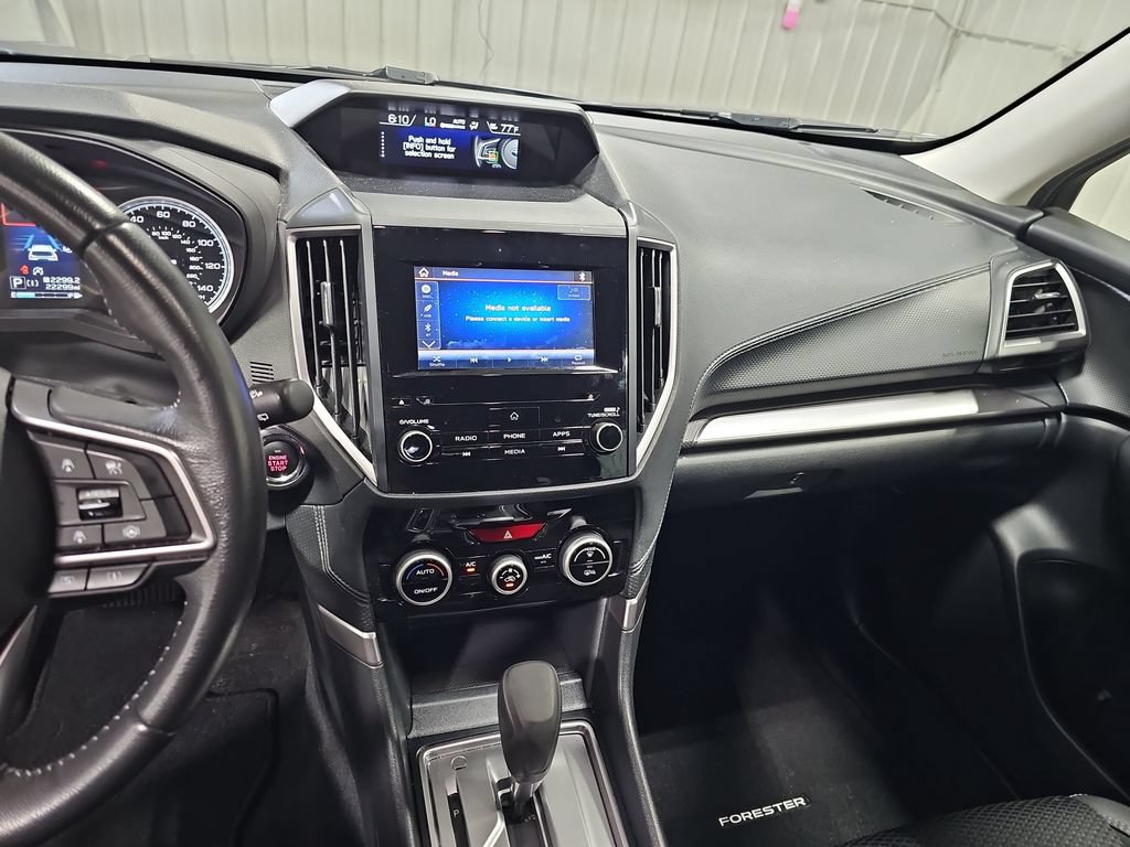 Used 2022 Subaru Forester Premium AWD/4WD image 20