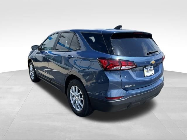 Used 2024 Chevrolet Equinox LS w/ LS Convenience Package image 14