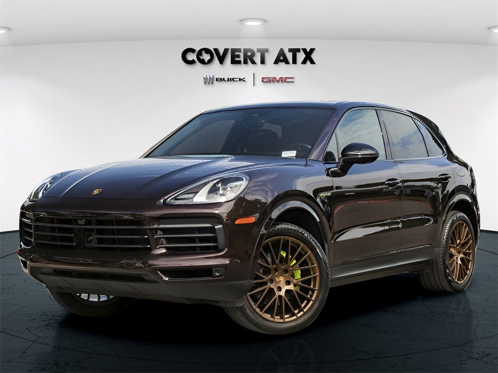Used 2022 Porsche Cayenne Platinum Edition image 1