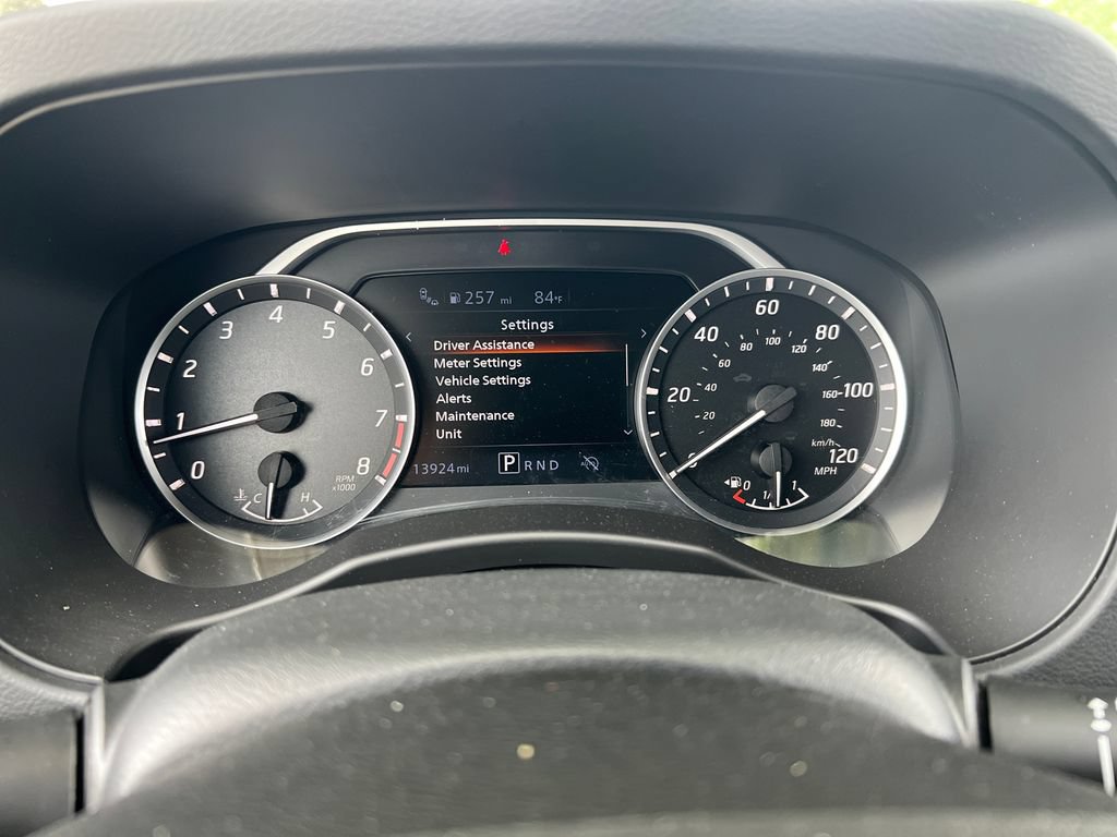 Used 2025 Nissan Frontier SV RWD image 26