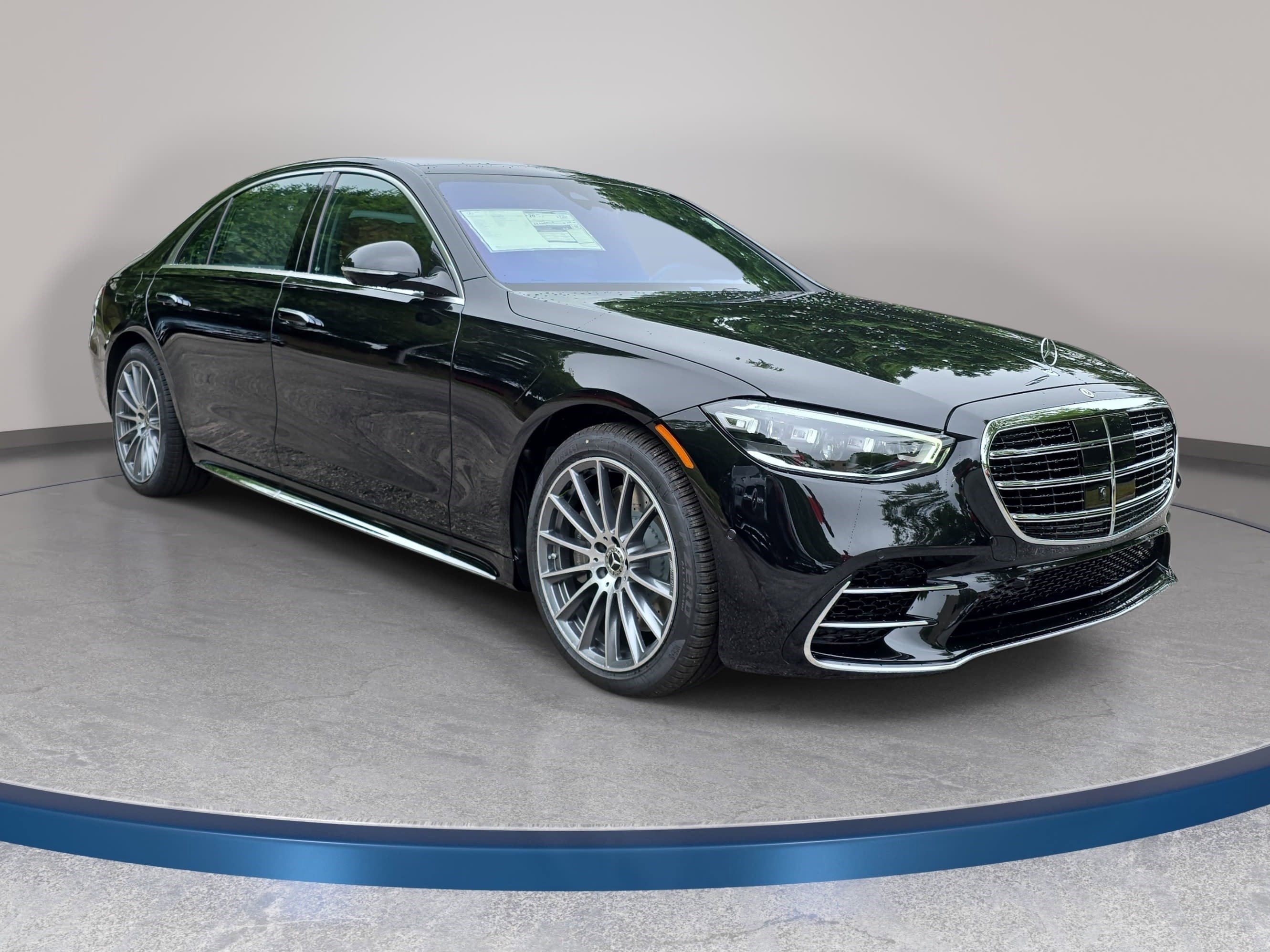 New 2026 Mercedes-Benz S 580 4MATIC Sedan image 3