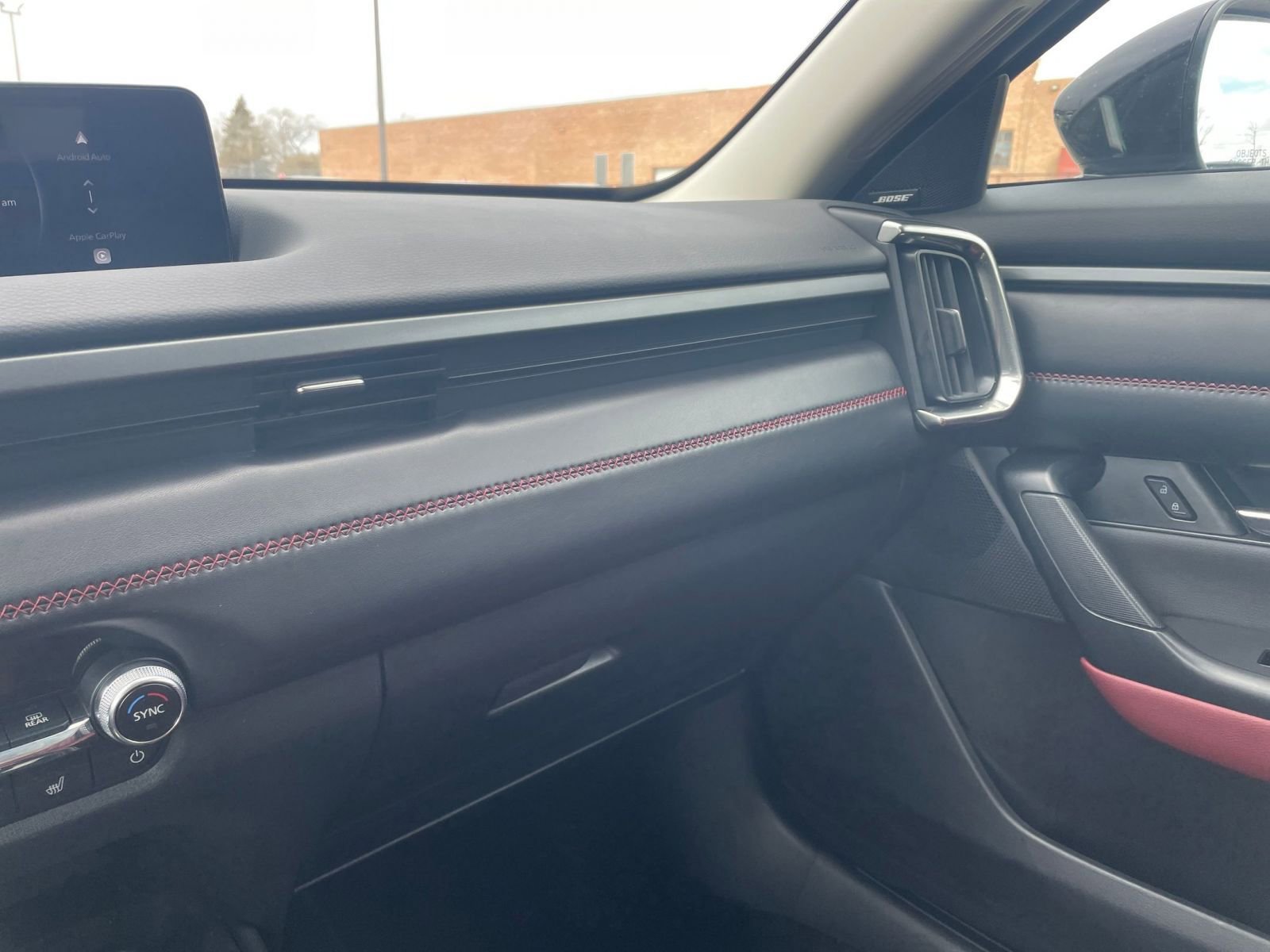 Used 2025 MAZDA CX-50 2.5 Hybrid w/ Premium Plus Pkg AWD/4WD image 37