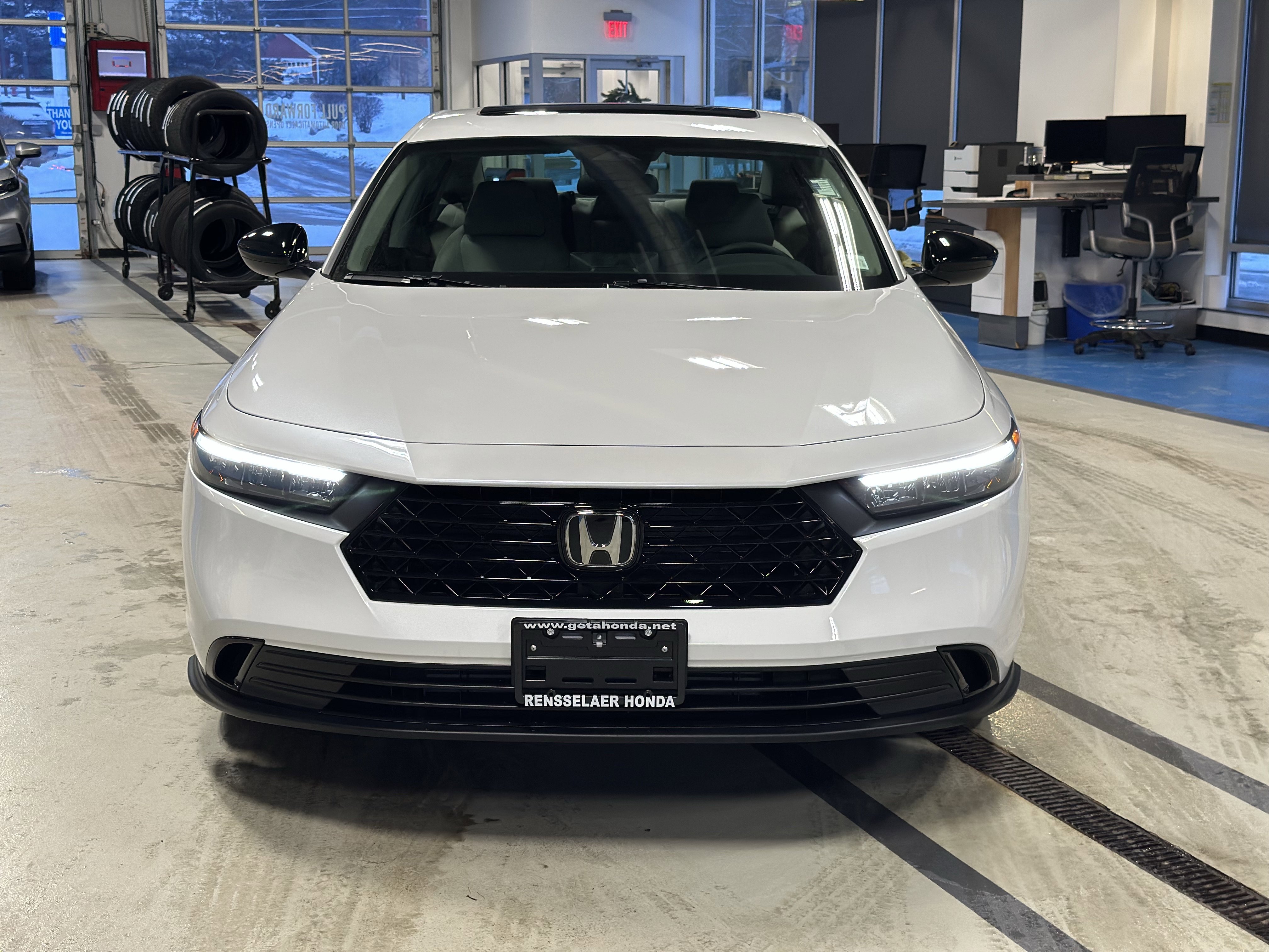 New 2025 Honda Accord SE image 2