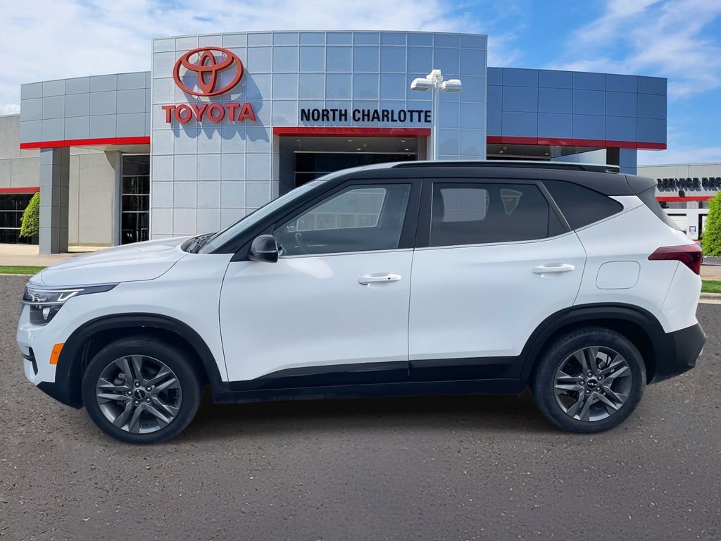 Used 2023 Kia Seltos S image 7