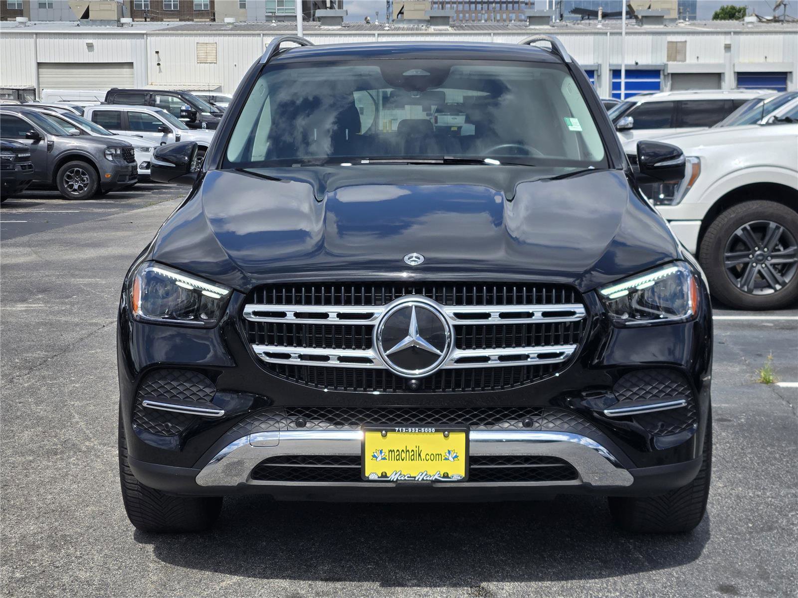 Used 2025 Mercedes-Benz GLE 350 4MATIC image 2
