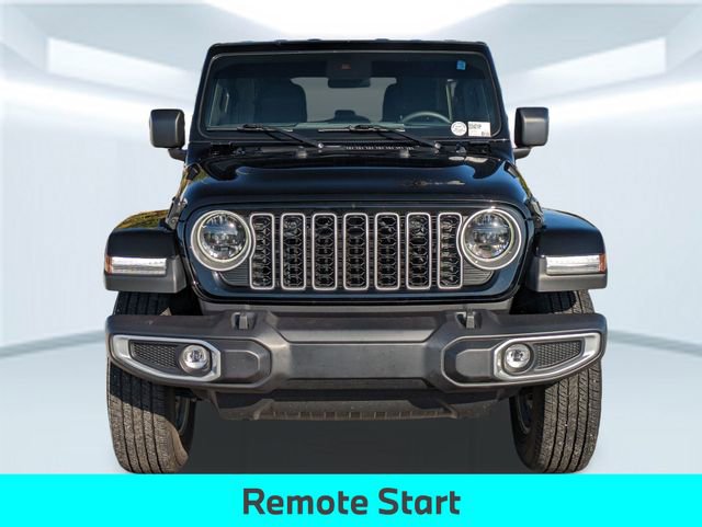 Used 2025 Jeep Wrangler Sahara image 11