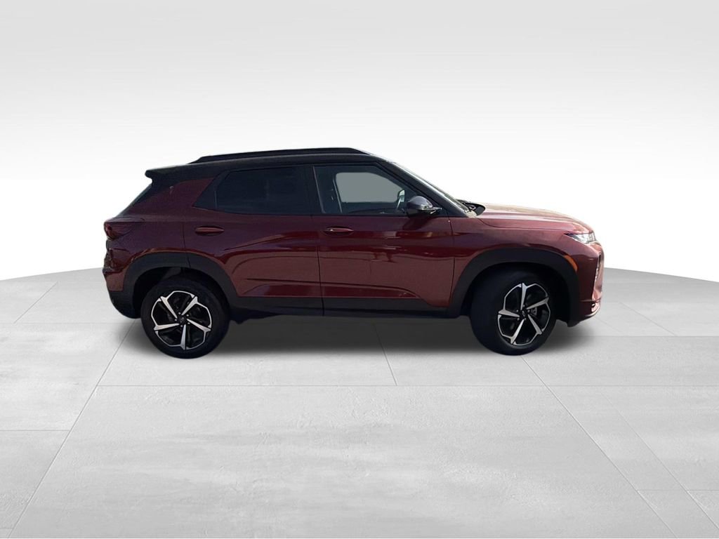 Used 2022 Chevrolet TrailBlazer RS w/ Convenience Package image 2